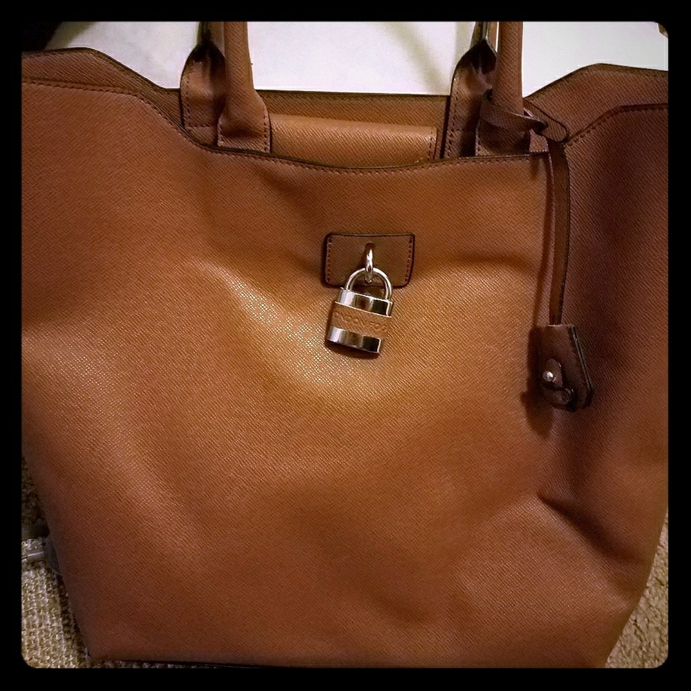 London Fog tote